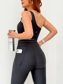 Calça Legging Flare Maya Cintura Alta em Poliamida Recortes e Bolso Lateral