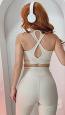 Top Cropped Barbara Costas Cruzadas em Poliamida